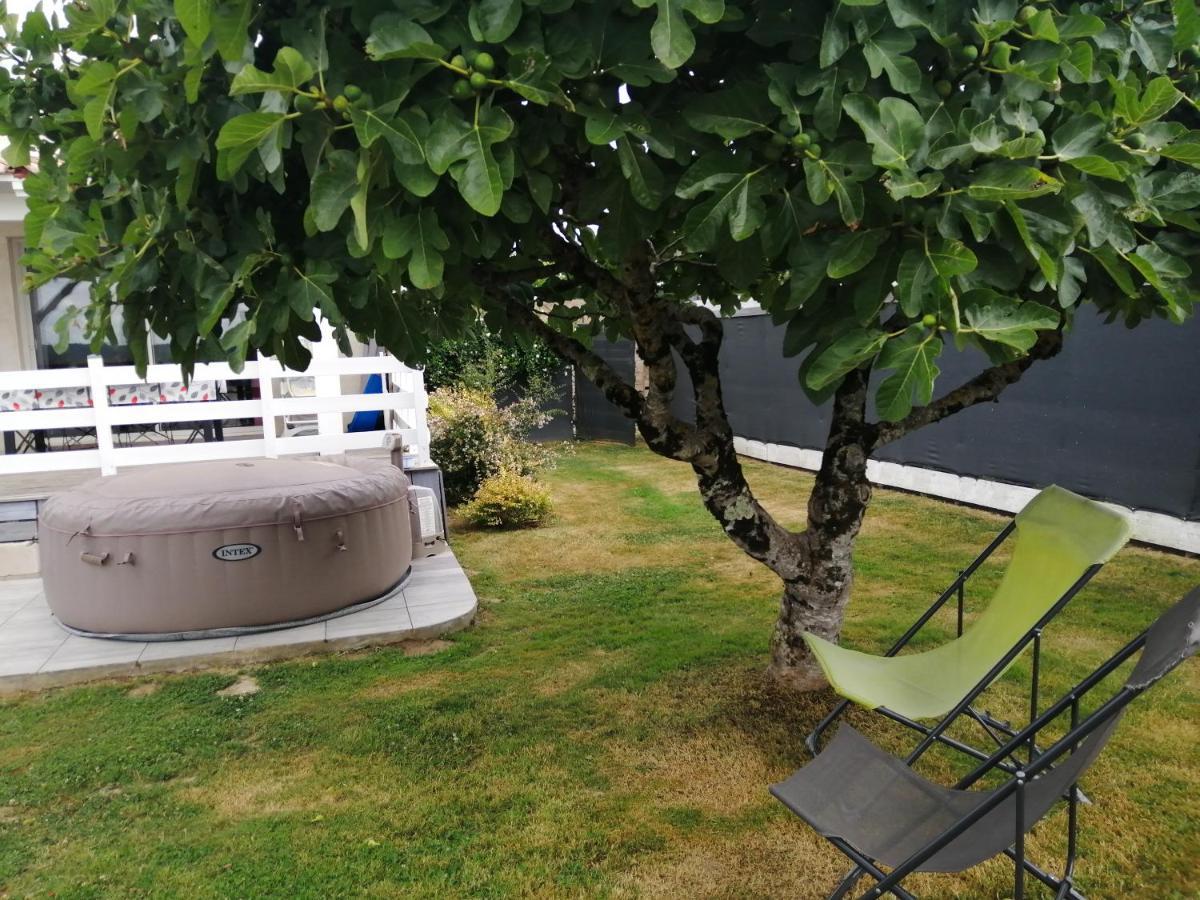 La Riviere Villa Pujols  Eksteriør billede